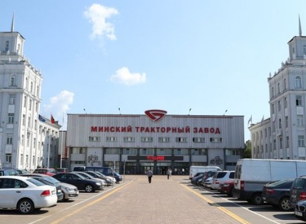 МТЗ планирует поставить в Пакистан около 4,5 тыс. тракторов в 2022 году